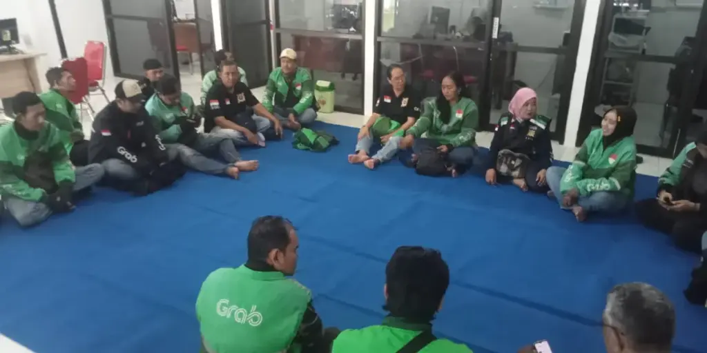 Dukungan Nyata bagi Anggota_ Modal Usaha hingga Pendidikan